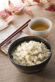 玄米食は美肌を創る！